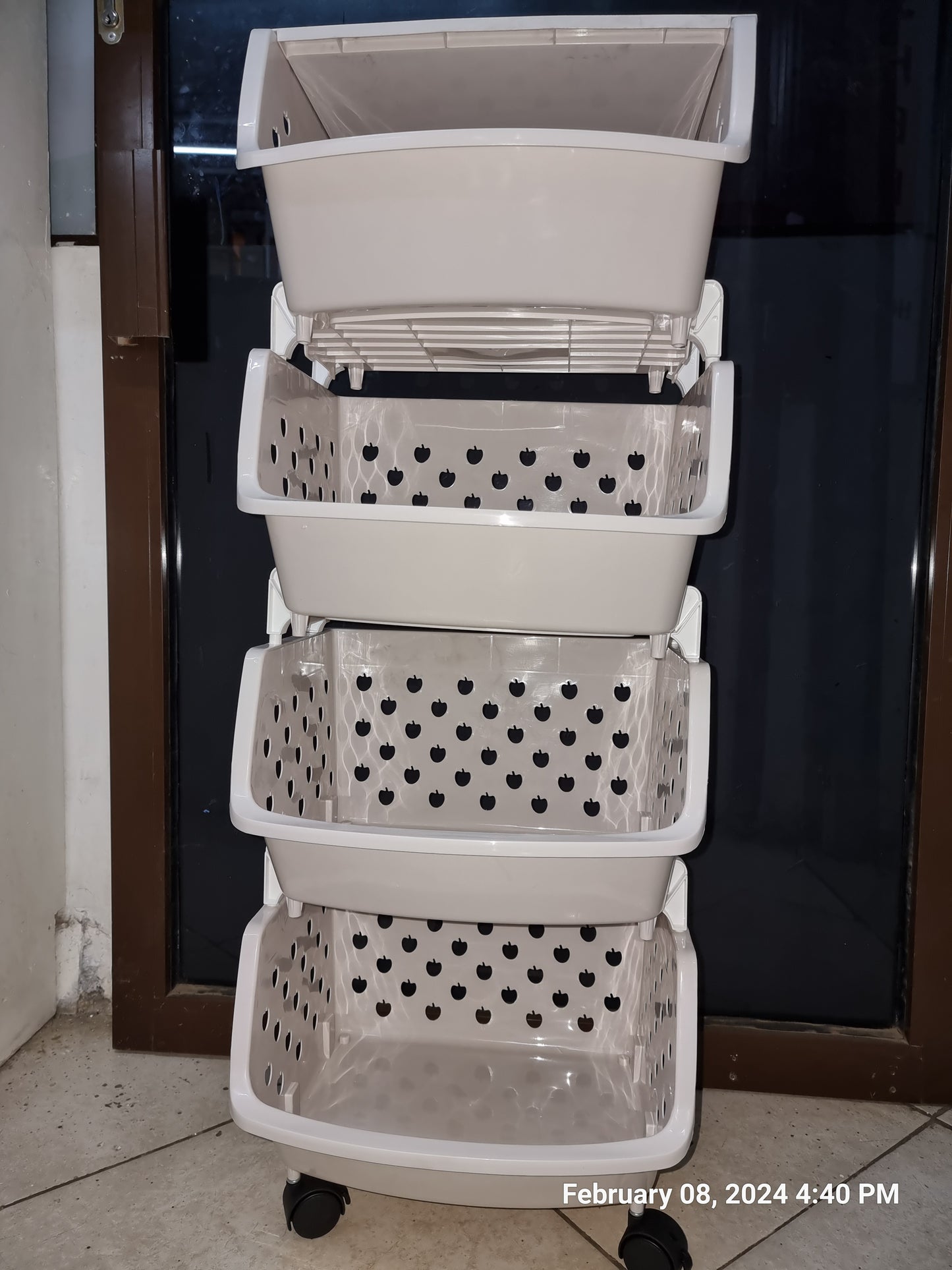 4 Tier Vegetable rack with Lid and wheels
