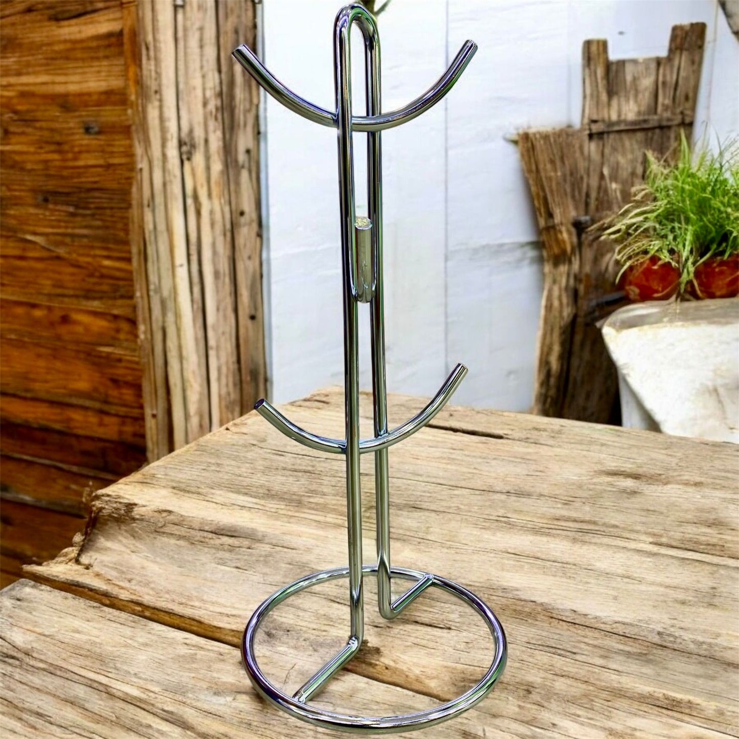 Heavy gauge cup holders with 6 hooks